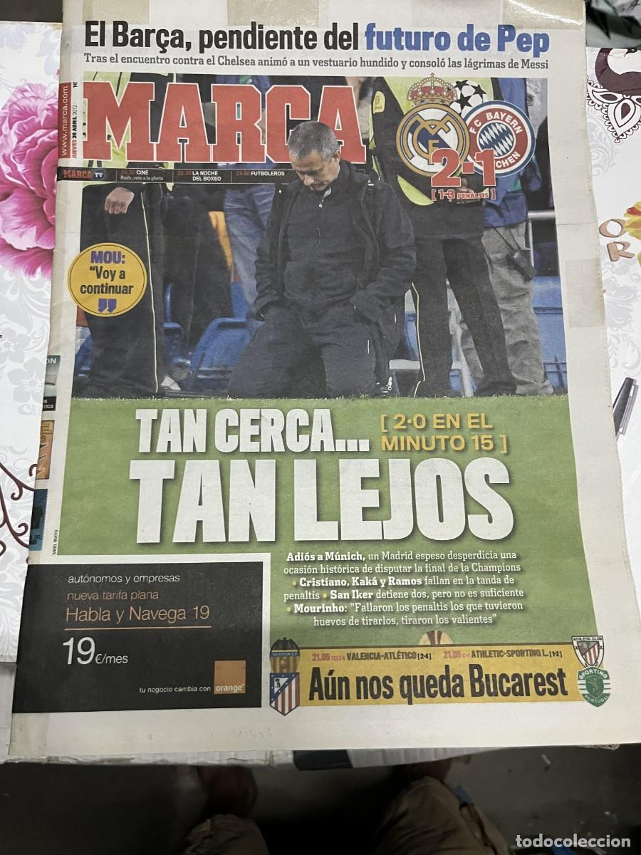 Coleccionismo deportivo: MARCA (25-4-2012) CHAMPIONS REAL MADRID 2-1 BAYERN MUNCHEN MOURINHO VALENCIA 2-4 ATLETICO