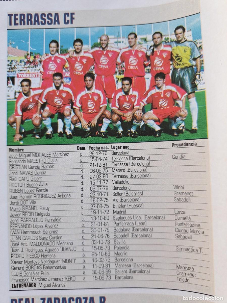 Coleccionismo deportivo: Foto y plantel del Terrassa CF.Recorte Don Balon 2001-02
