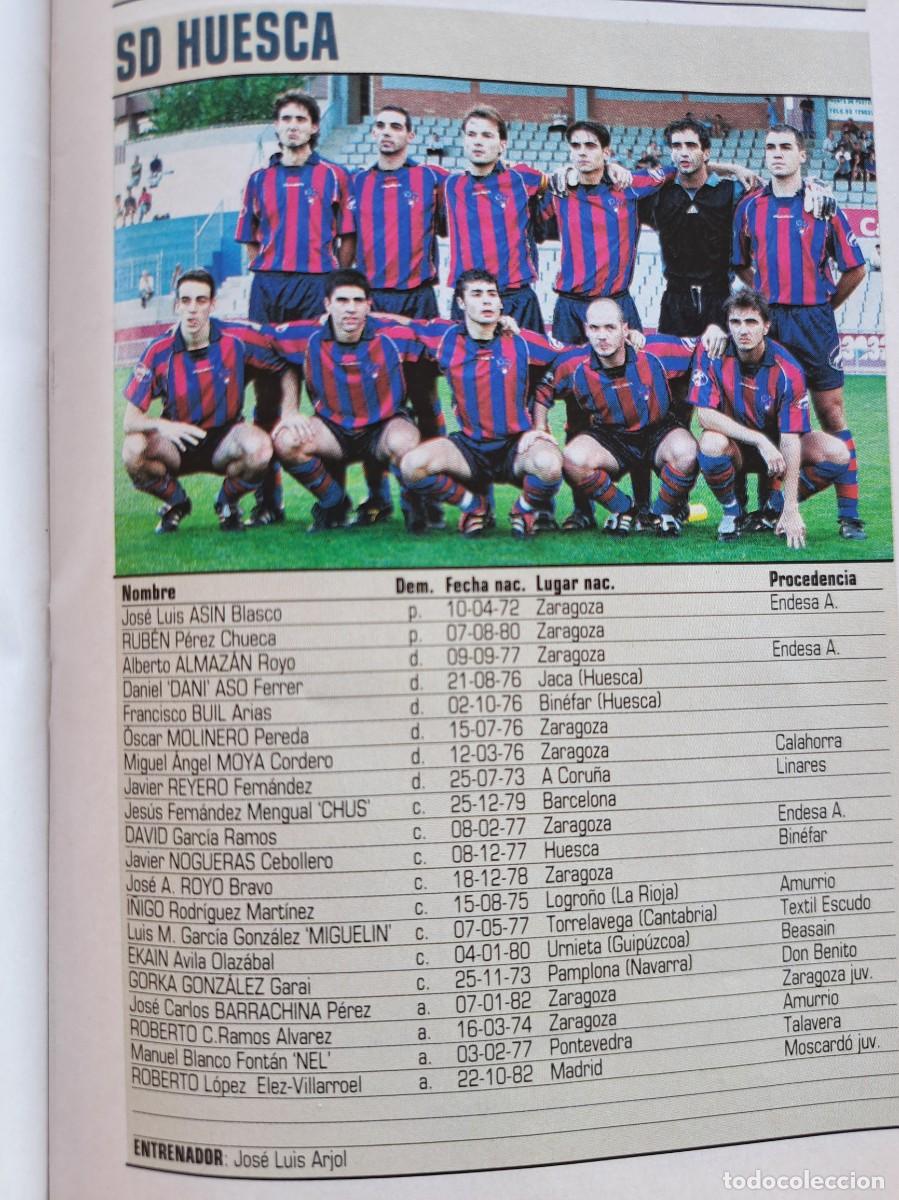 Coleccionismo deportivo: Foto y plantel del SD Huesca .Recorte Don Balon 2001-02