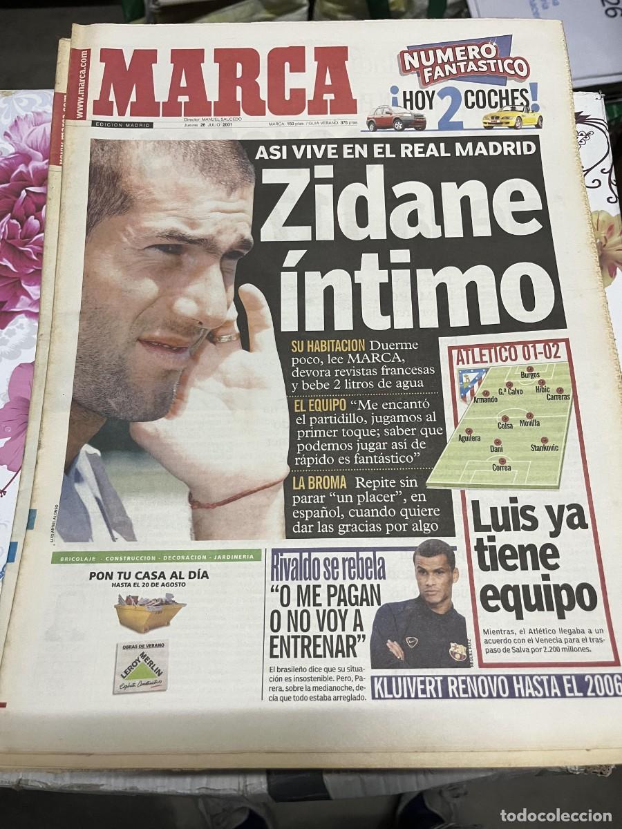 Coleccionismo deportivo: MARCA (26-7-2001) ZINEDINE ZIDANE REAL MADRID ATLETICO MADRID LUIS ARAGONES RIVALDO