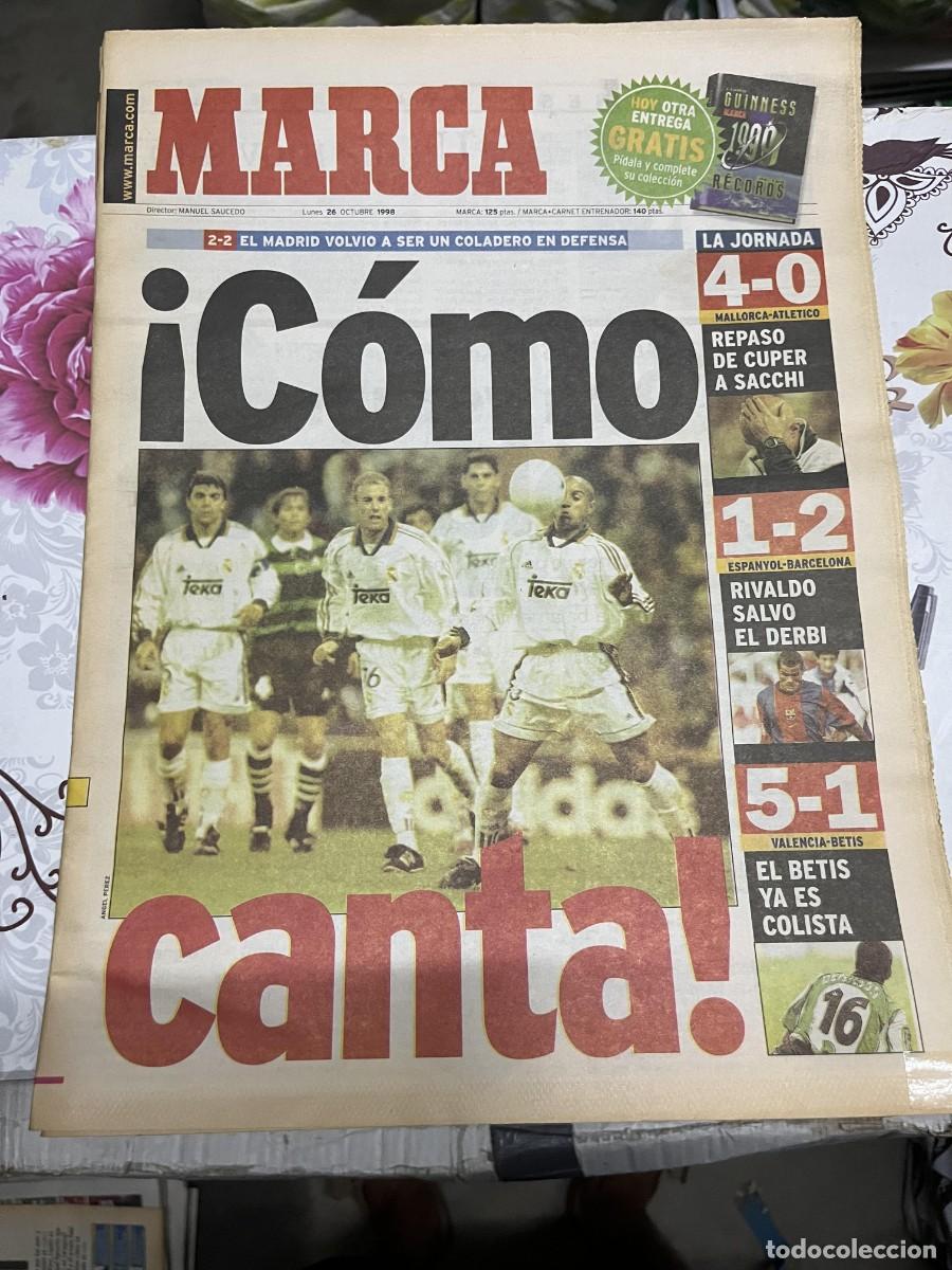 Coleccionismo deportivo: MARCA (26-10-1998) REAL MADRID 2-2 RACING SANTANDER MALLORCA 4-0 ATLETICO VALENCIA 5-1 BETIS RIVALDO