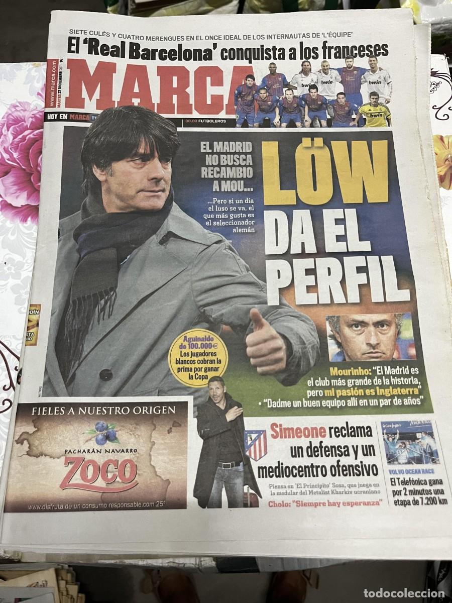 Coleccionismo deportivo: MARCA (27-12-2011) BARCELONA SIMEONE ATLETICO MADRID MOURINHO VOLVO OCEAN RACE JOACHIM LOW