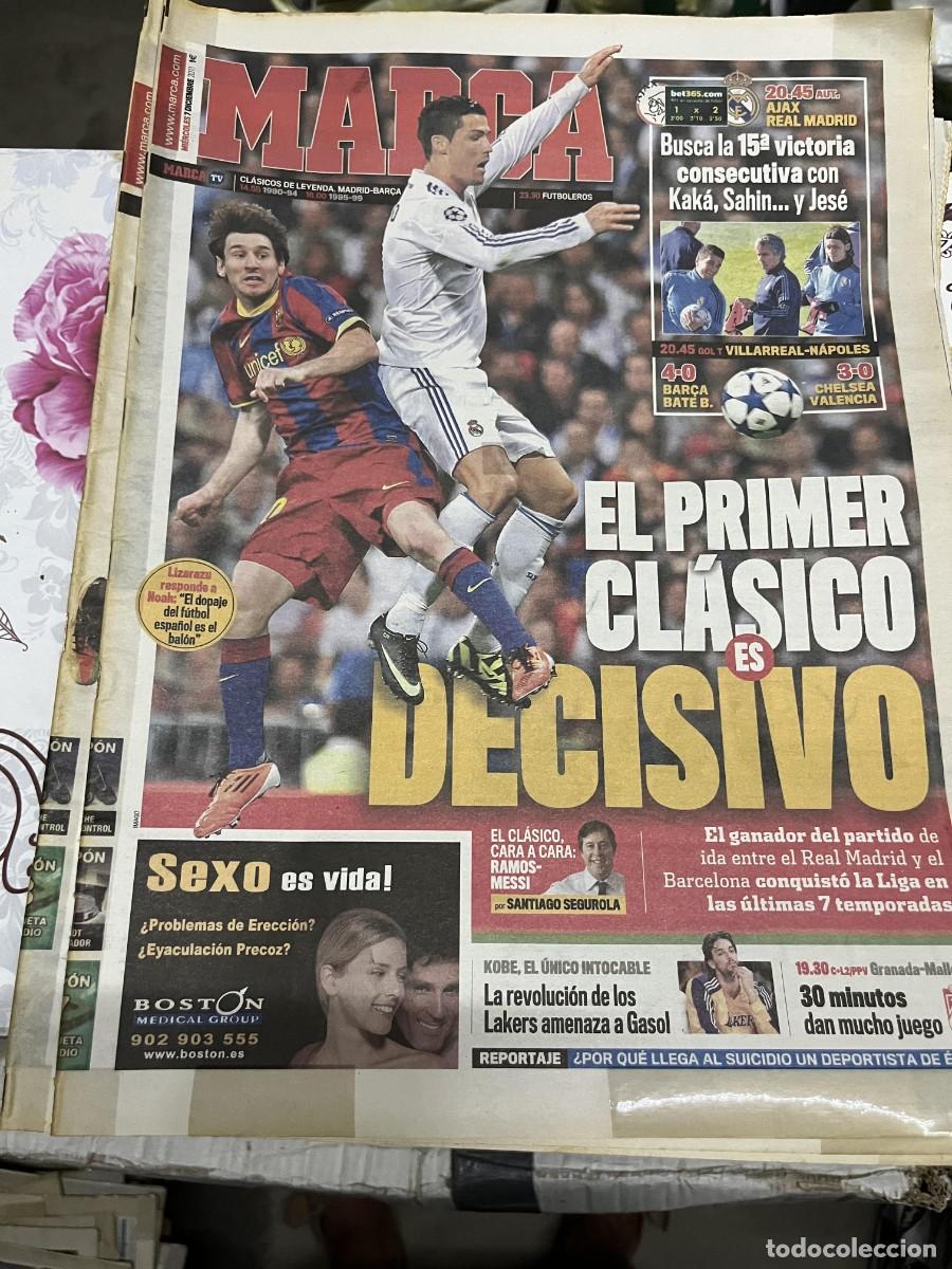 Coleccionismo deportivo: MARCA (7-12-2011) HOY AJAX REAL MADRID BARCELONA 4-0 BATE BORISOV CHELSEA 3-0 VALENCIA