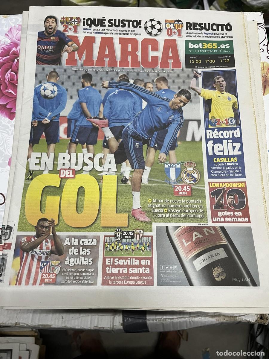 Coleccionismo deportivo: MARCA (30-9-2015) CHAMPIONS BARCELONA 2-1 BAYER LEVERKUSEN LYON 0-1 VALENCIA HOY MALMOE REAL MADRID