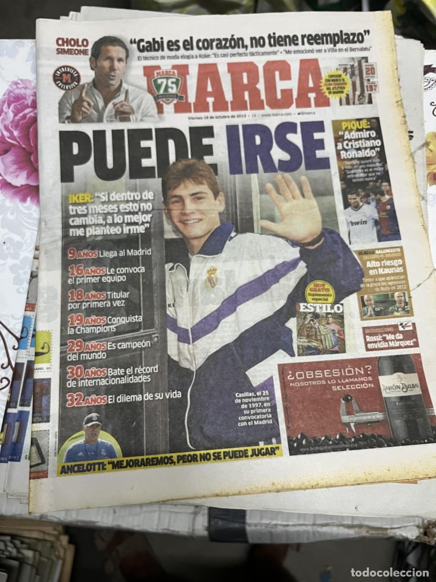 Coleccionismo deportivo: MARCA (18-10-2013) SIMEONE IKER CASILLAS ANCELOTTI PIQUE CRISTIANO RONALDO