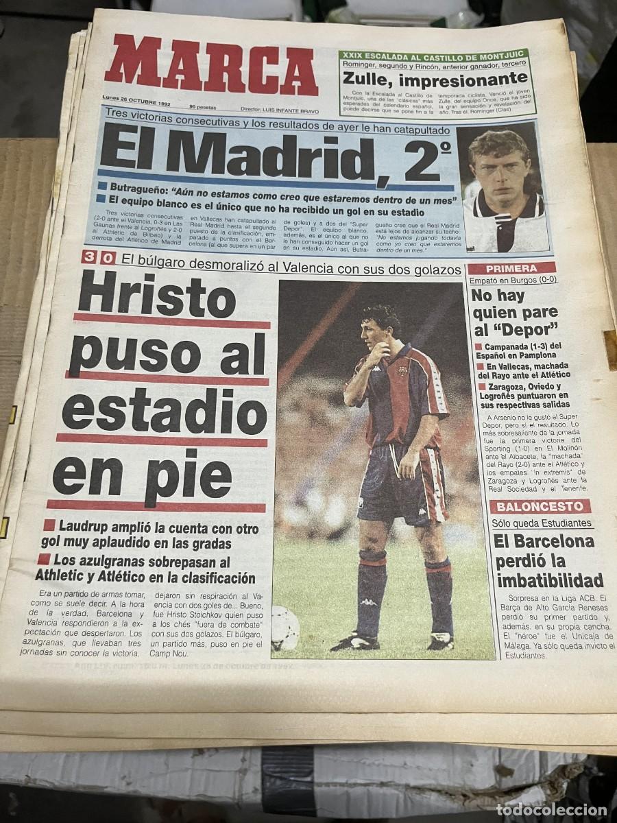 Coleccionismo deportivo: MARCA (26-10-1992) ZULLE BUTRAGUE&Ntilde;O BARCELONA 3-0 VALENCIA STOICHKOV BURGOS 0-0 DEPORTIVO CORU&Ntilde;A
