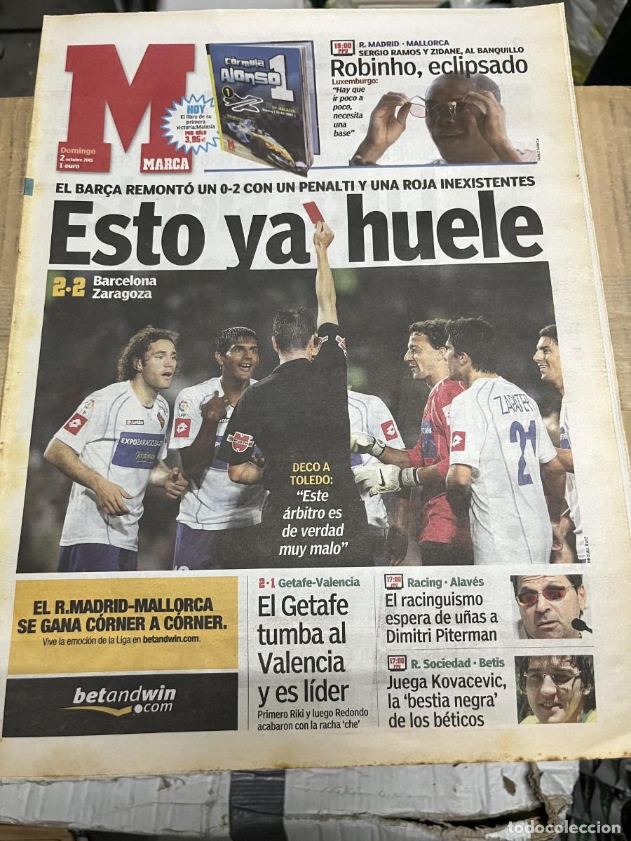 Coleccionismo deportivo: MARCA (2-10-2005) JORNADA LIGA BARCELONA 2-2 ZARAGOZA ROBINHO REAL MADRID MALLORCA FERNANDO ALONSO