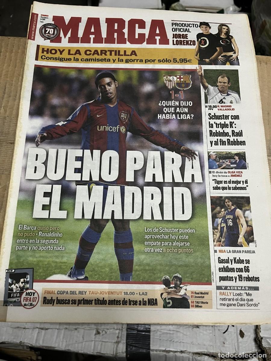 Coleccionismo deportivo: MARCA (10-2-2008) SEVILLA 1-1 BARCELONA RONALDINHO HOY REAL MADRID VALLADOLID ROBBEN PAU GASOL