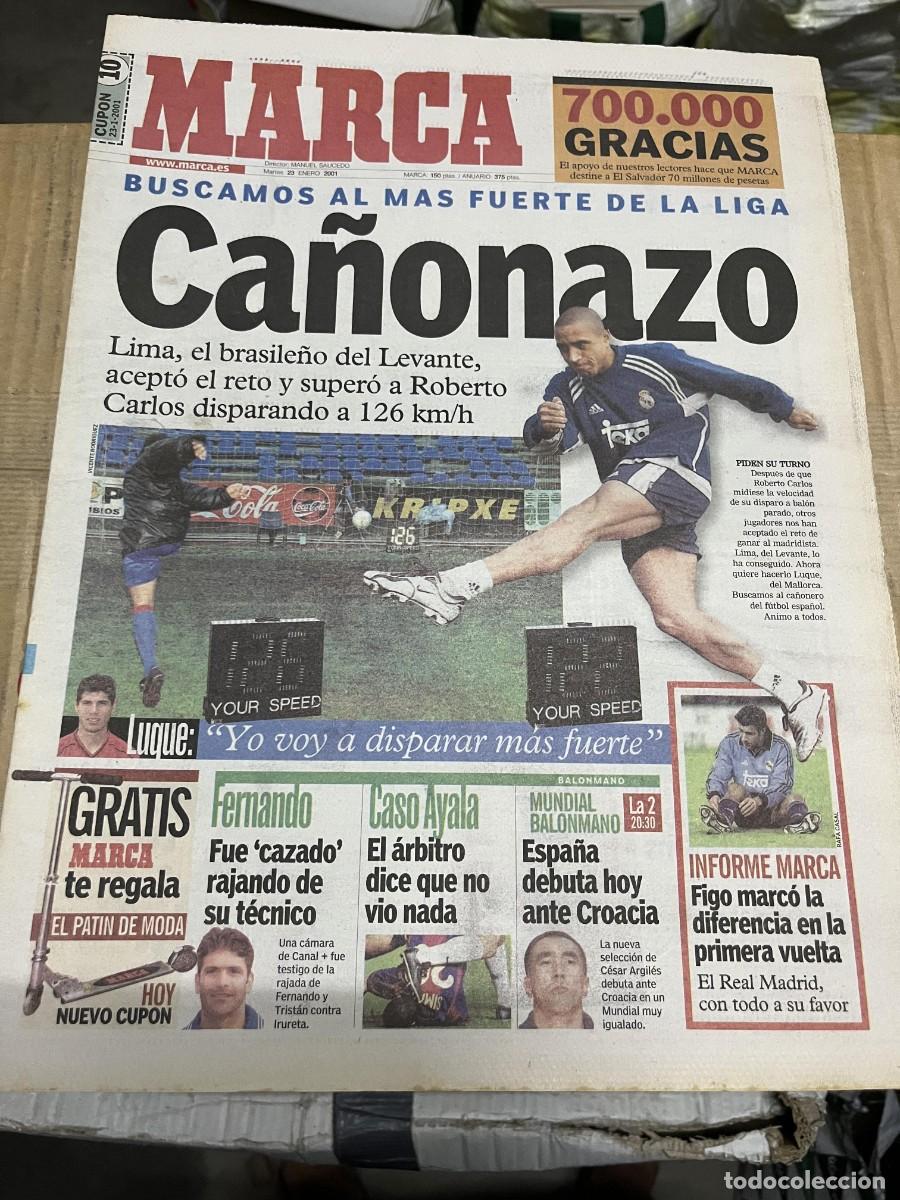 Coleccionismo deportivo: MARCA (23-1-2001) ROBERTO CARLOS LIMA LEVANTE CASO AYALA VALENCIA BARCELONA MUNDIAL BALONMANO