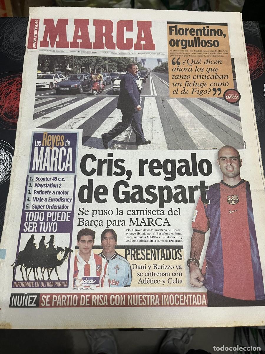 Coleccionismo deportivo: MARCA (29-12-2000) FLORETINO PEREZ FICHAJE FIGO CRIS CRUZEIRO GASPART PRESENTACION BERIZZO DANI