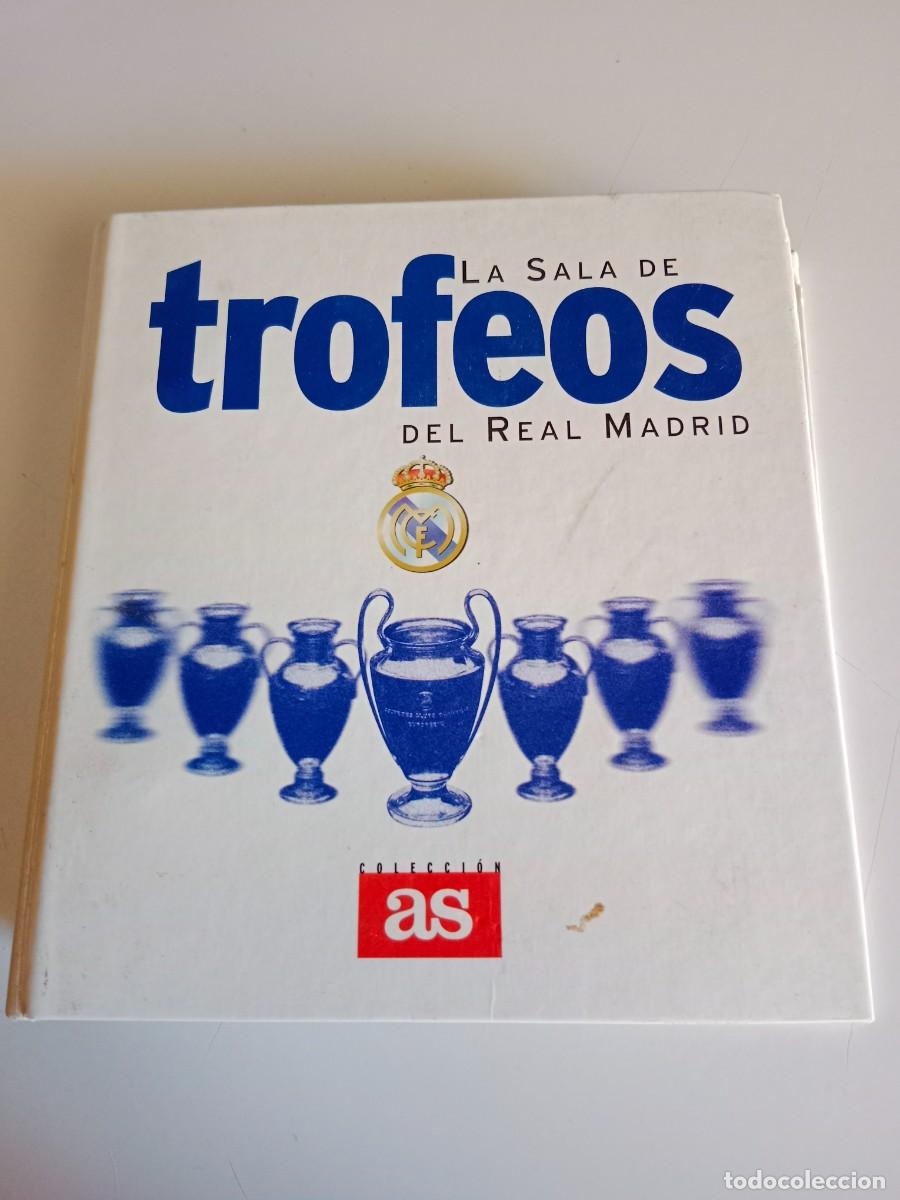 Coleccionismo deportivo: ALBUM FICHAS DIARIO AS LA SALA DE TROFEOS DEL REAL MADRID