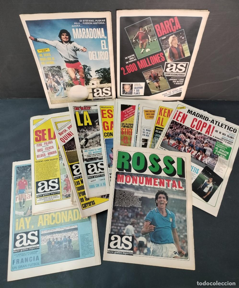 Coleccionismo deportivo: EXTRAORDINARIO LOTE 25 EJEMPLARES DIARIO AS EDICION EN COLOR 1982 MUNDIAL 82 CON 20 POSTER DE KIOSCO