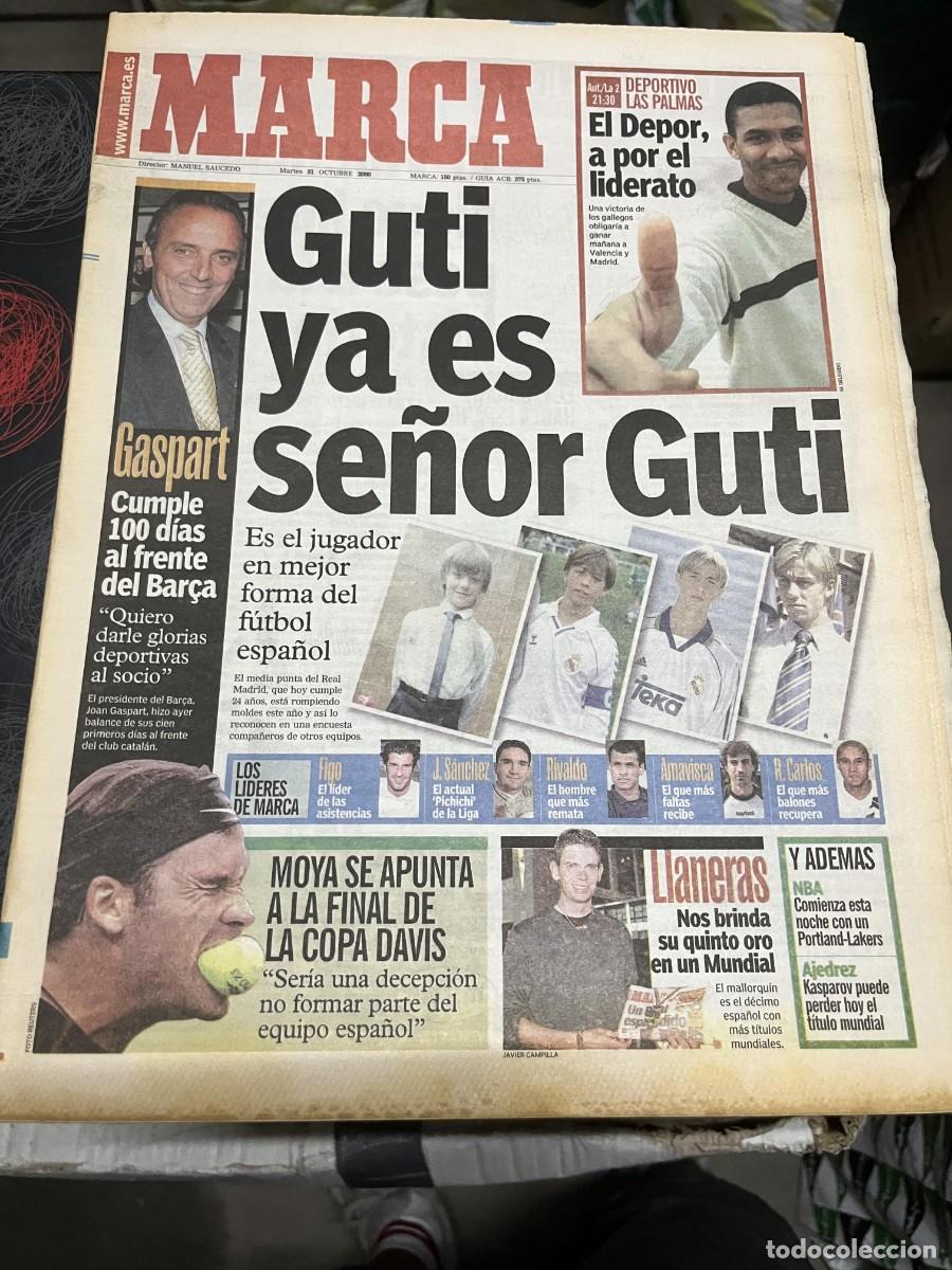 Coleccionismo deportivo: MARCA (31-10-2000) GUTI DEPORTIVO CORU&Ntilde;A LAS PALMAS GASPART CARLOS MOYA TENIS LLANERAS