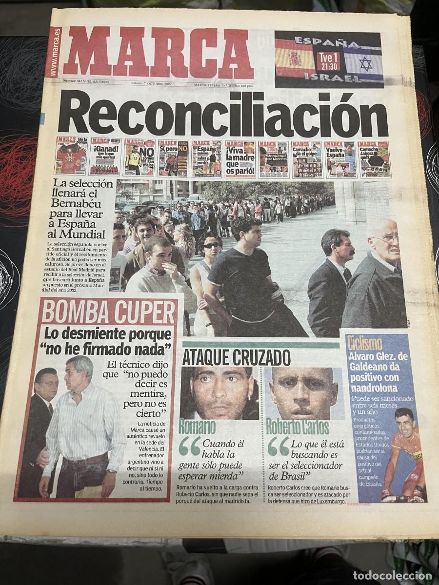 Coleccionismo deportivo: MARCA (7-10-2000) HECTOR CUPER SELECCION ESPA&Ntilde;OLA ESPA&Ntilde;A ROMARIO ROBERTO CARLOS ALVARO GONZALEZ