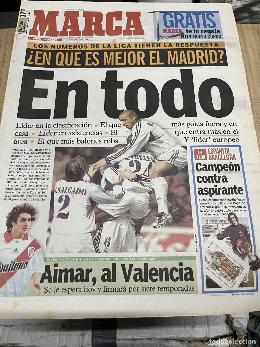 Coleccionismo deportivo: MARCA (30-1-2001) FICHAJE AIMER VALENCIA HOY ESPANYOL BARCELONA LIDER REAL MADRID RADIO MARCA
