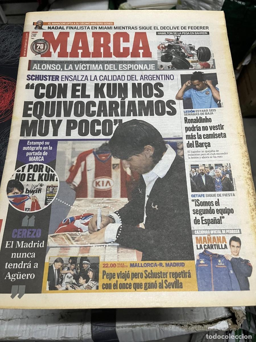 Coleccionismo deportivo: MARCA (5-4-2008) KUN AGUERO ATLETICO MADRID SCHUSTER HAMILTON ACCIDENTE LESION RONALDINHO GETAFE