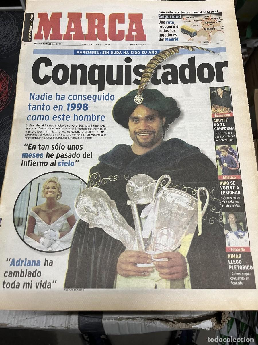 Coleccionismo deportivo: MARCA (28-12-1998) KAREMBEU ADRIANA KIKO AIMAR CRUYFF SEEDORF MUERTE RICARDO TORMO