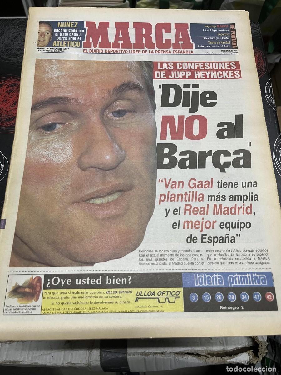Coleccionismo deportivo: MARCA (26-12-1997) JUPP HIDDINK REAL MADRID SAVIO NU&Ntilde;EZ BARCELONA LOPERA KLINSMANN