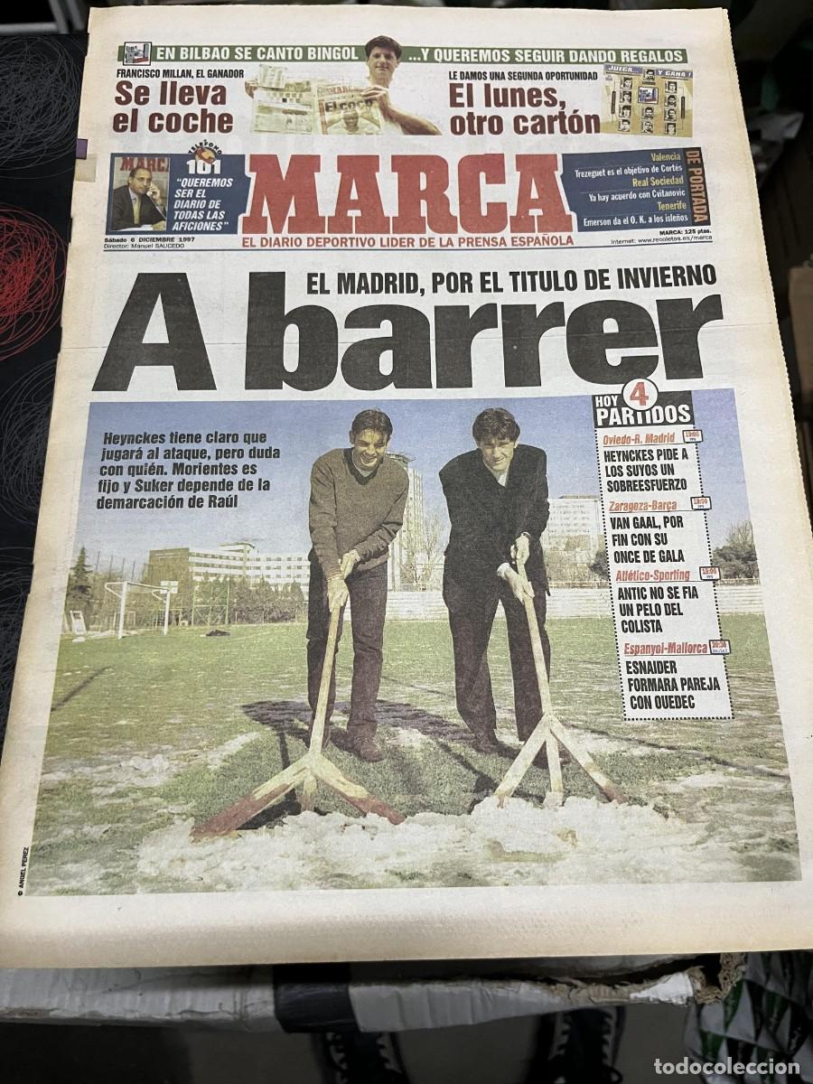 Coleccionismo deportivo: MARCA (6-12-1997) REAL MADRID SUKER MORIENTES ROBERTO CARLOS