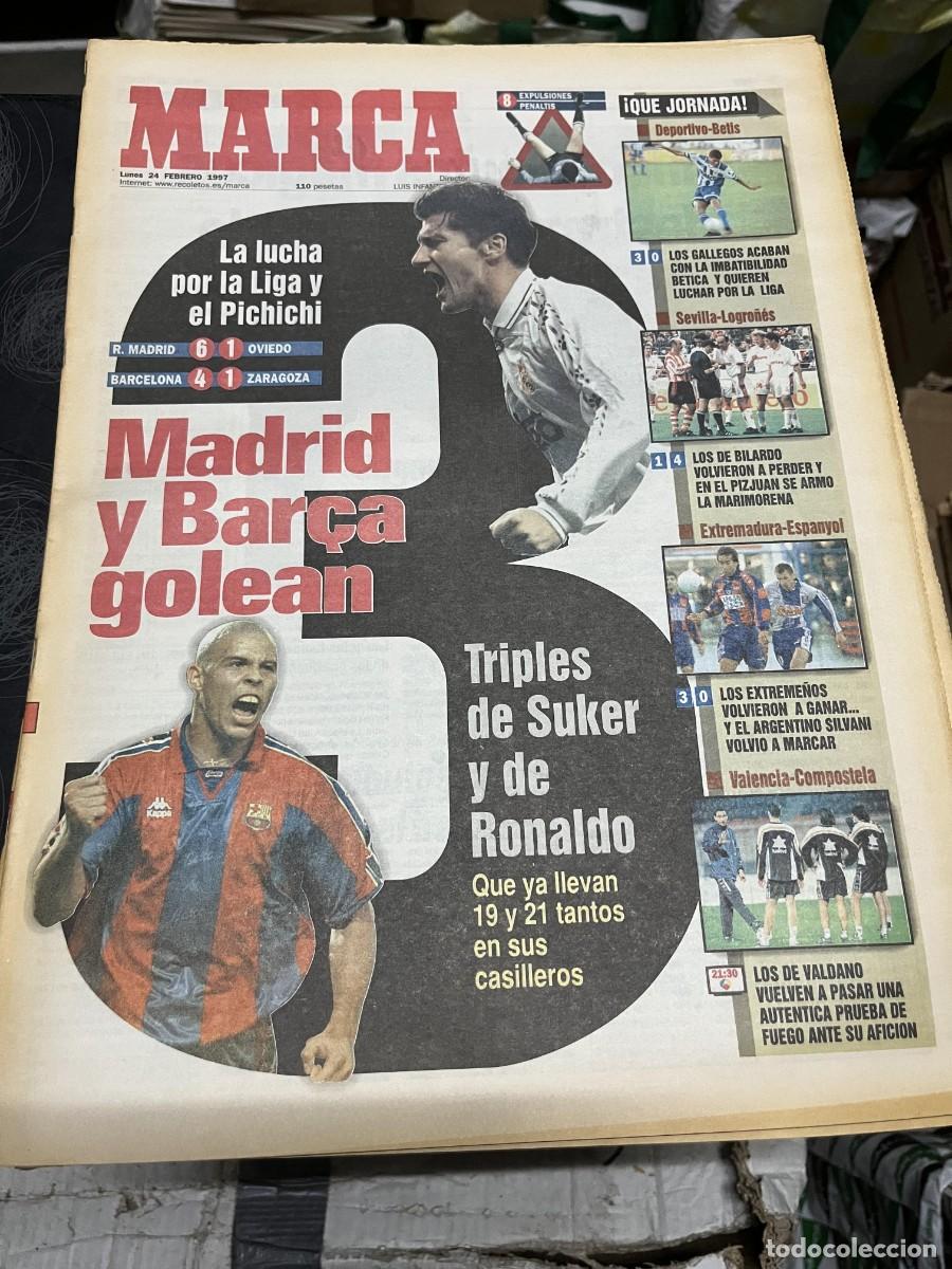 Coleccionismo deportivo: MARCA (24-2-1997) SUKER REAL MADRID 6-1 OVIEDO BARCELONA 4-1 ZARAGOZA JORNADA LIGA