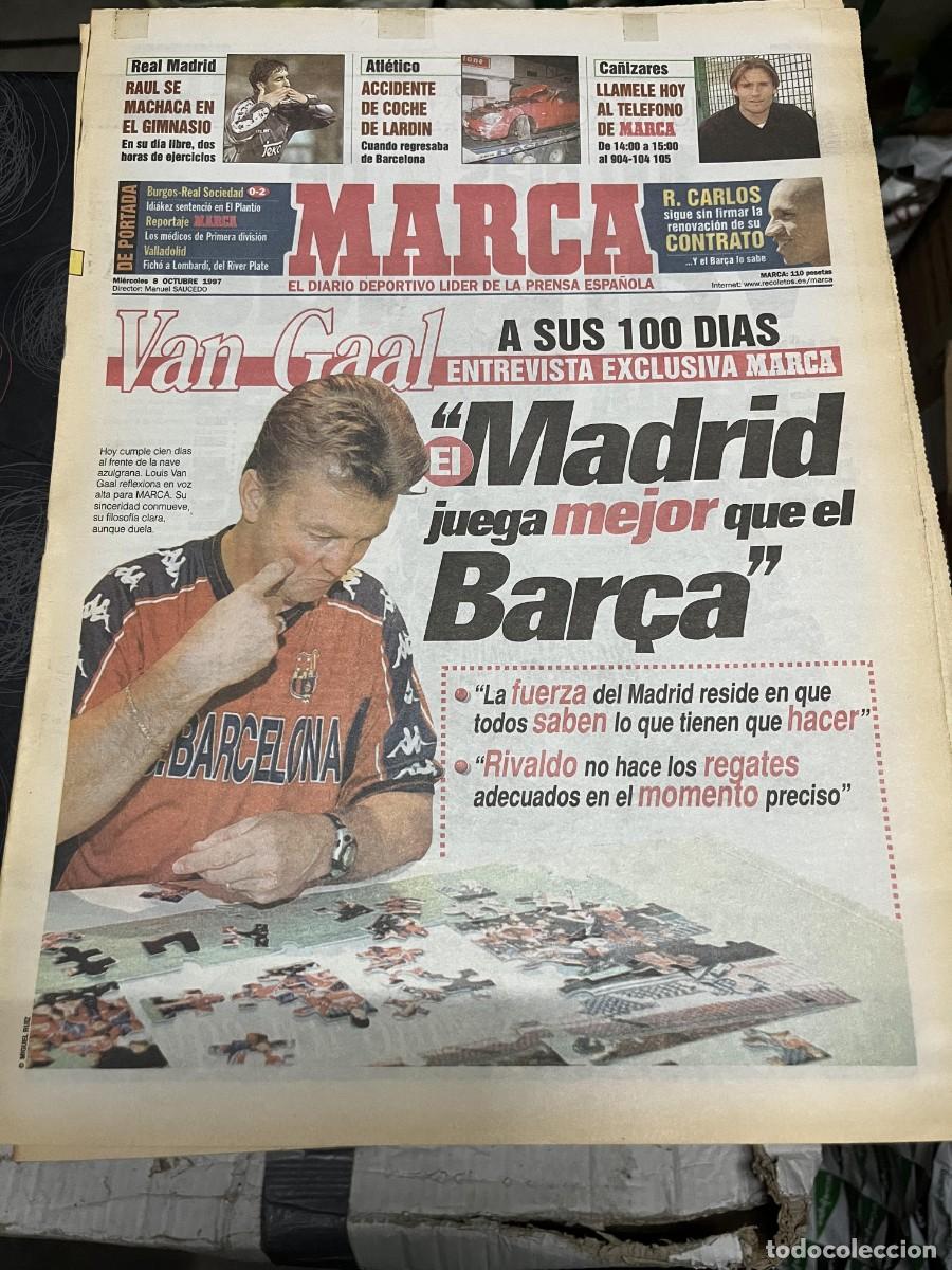 Sports collectibles: MARCA (8-10-1997) VAN GAAL CA&Ntilde;IZARES BARCELONA ROBERTO CARLOS HEYNCKES ATLETICO ANDREI JESUS GIL
