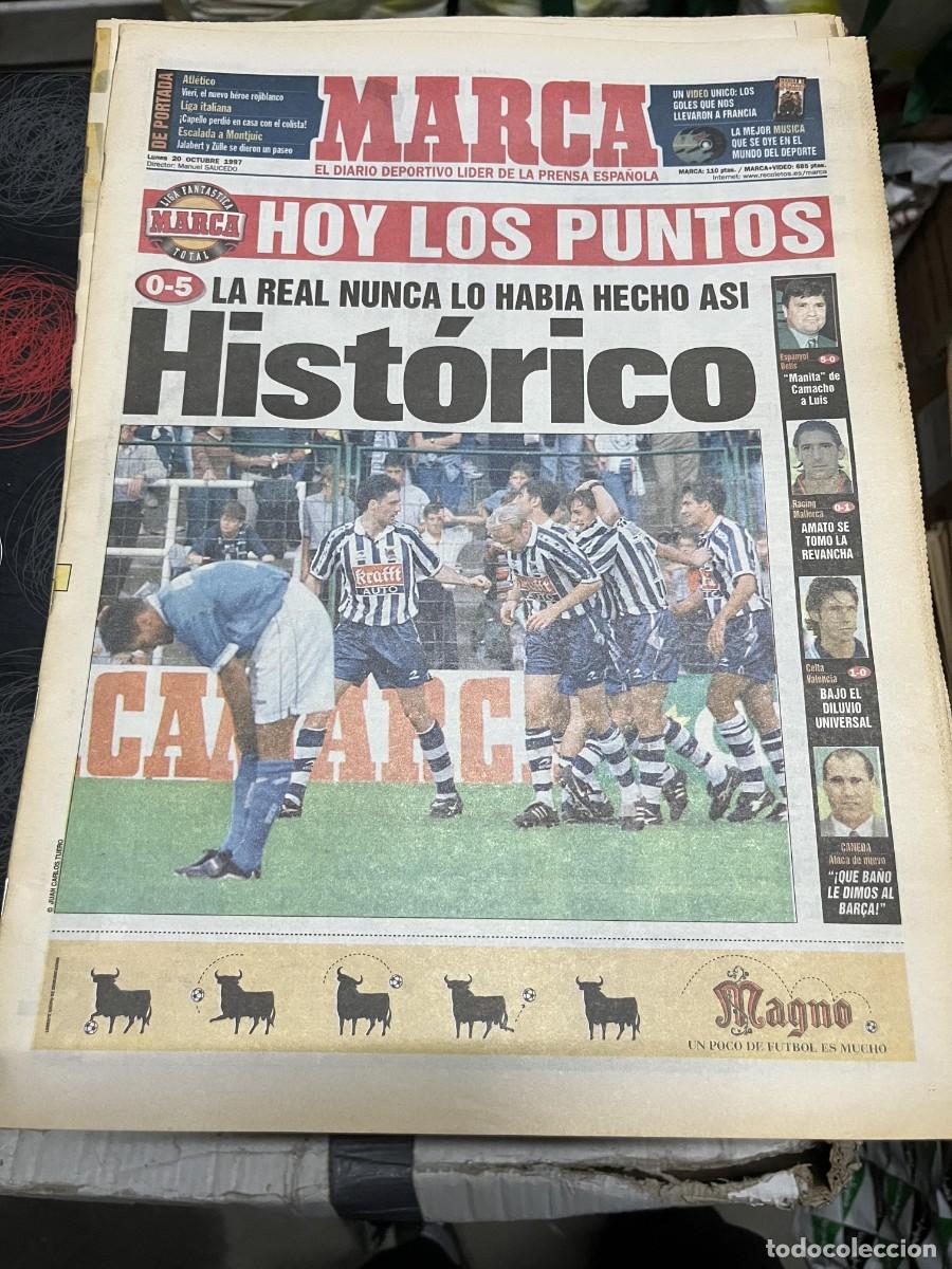 Coleccionismo deportivo: MARCA (20-10-1997) OVIEDO 0-5 REAL SOCIEDAD GOLEADA RAUL SEEDORF MIJATOVIC VIERI AIR MICHAEL JORDAN