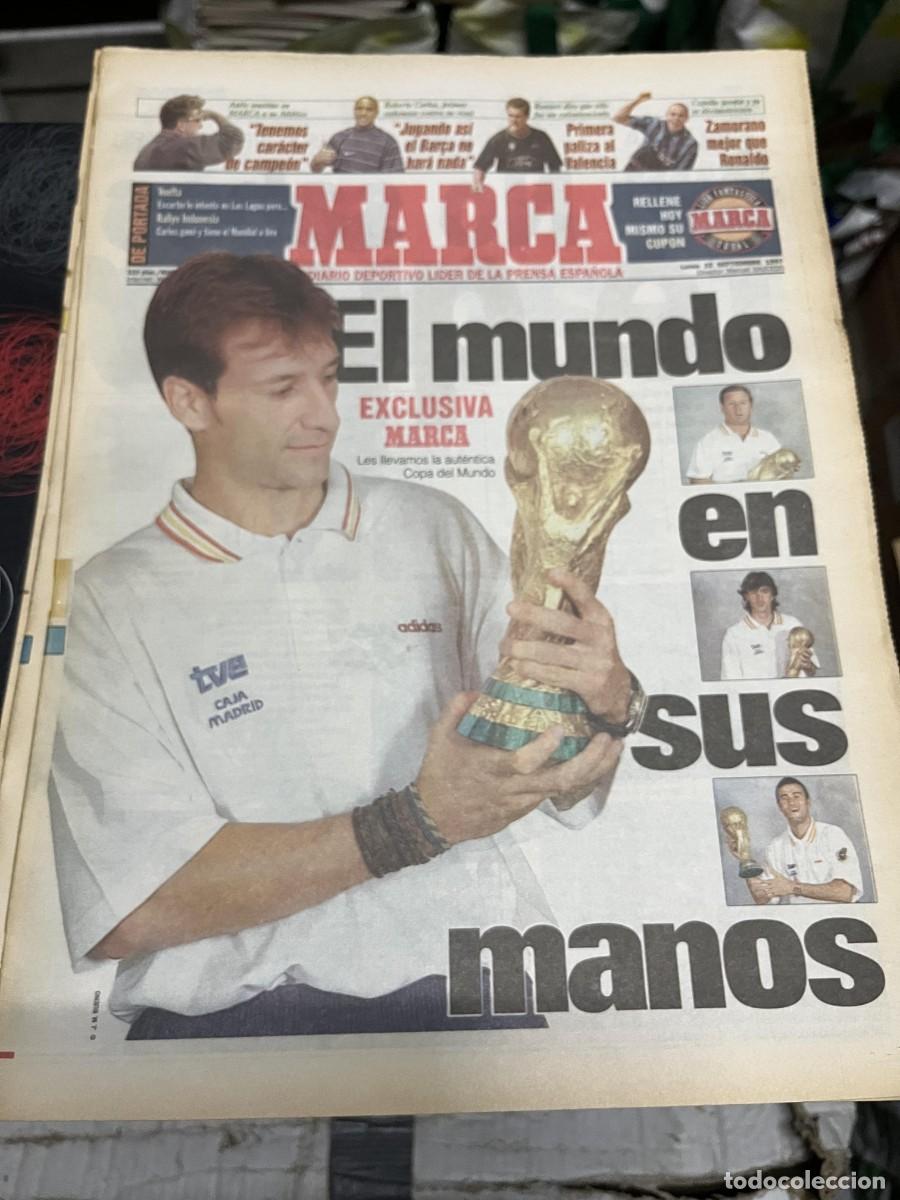 Collectionnisme sportif: MARCA (22-9-1997) ALFONSO PEREZ JAVIER CLEMENTE COPA MUNDO ROBERTO CARLOS PE&Ntilde;AS REAL MADRID ESCARTIN
