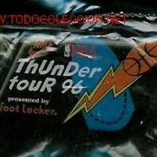 Coleccionismo deportivo: PIN DE THUNDER TOUR 96 DE BALONCESTO DE NIKE Y LA NBA. TIRADA LIMITADA. 