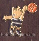 Coleccionismo deportivo: PIN COBI BASQUET. IMPECABLE - Foto 1