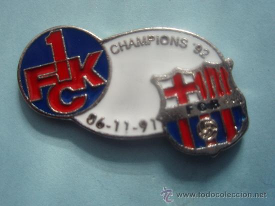 Coleccionismo deportivo: Pins de la champoins de 1.992 - Foto 1