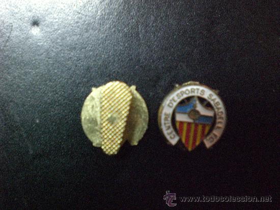 Coleccionismo deportivo: Pin Insignia de solapa Sabadell - Foto 1