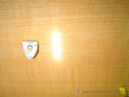 Coleccionismo deportivo: PIN HIERRO - Foto 1