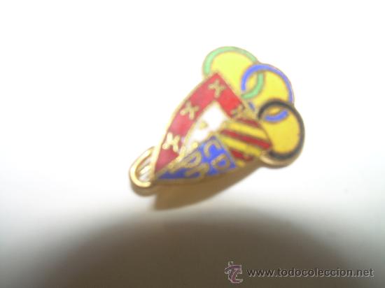 Coleccionismo deportivo: ANTIGUA INSIGNIA ESMALTADA. - Foto 2