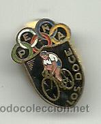 Coleccionismo deportivo: (P-16)PIN PE&Ntilde;A CICLISTA LOS DOCE - Foto 1