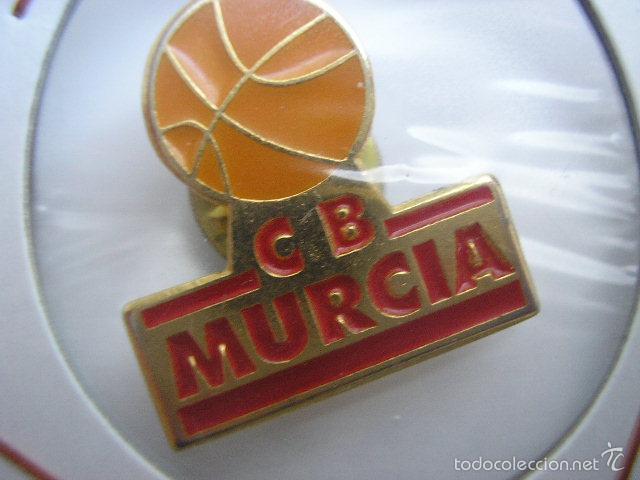 Coleccionismo deportivo: LOTE DE 6 PINS DE BASQUET - Foto 2
