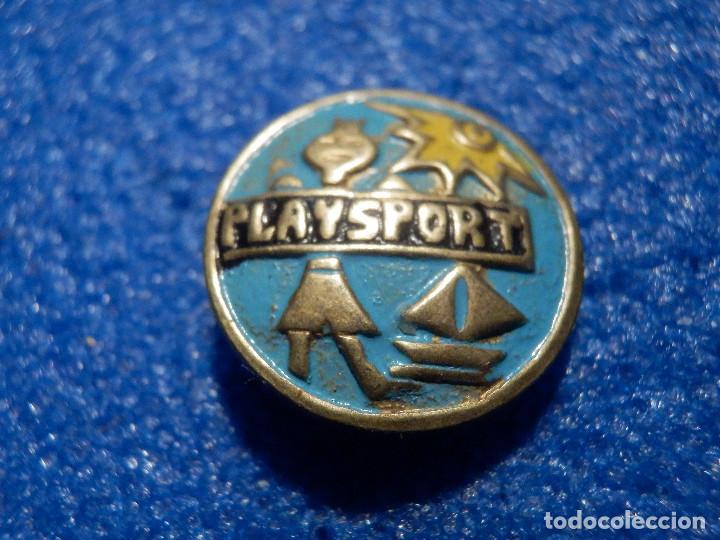 Coleccionismo deportivo: Antiguo Boton - Playsport - Foto 1