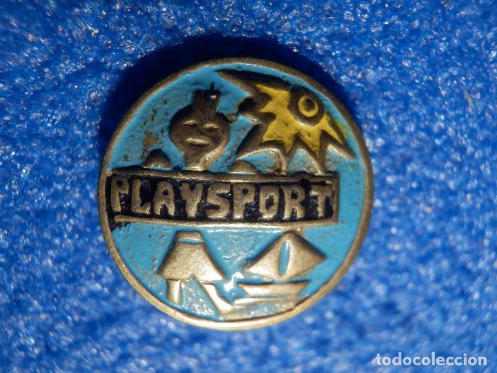 Coleccionismo deportivo: Antiguo Boton - Playsport - Foto 2