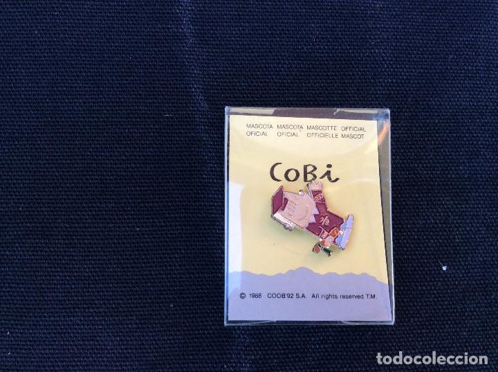 Coleccionismo deportivo: Cobi pin Barcelona 92 - Foto 1