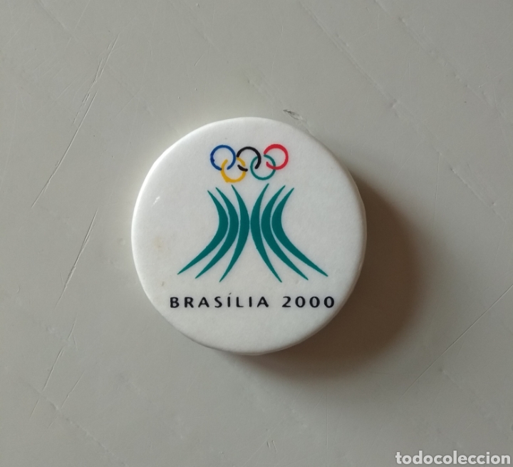 Coleccionismo deportivo: Chapa Pin Brasilia 2000 - Foto 1