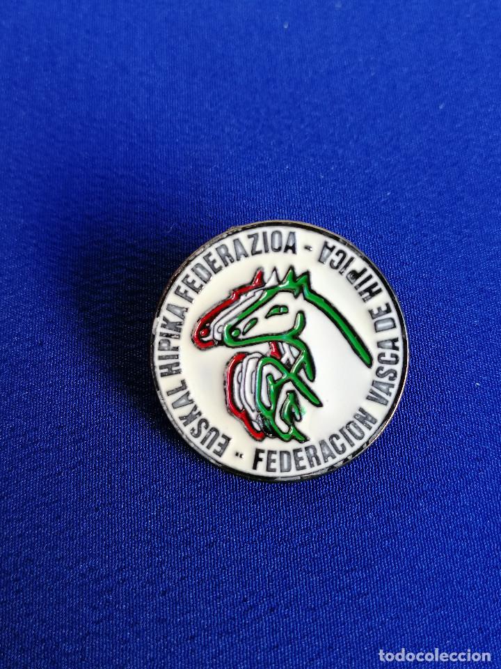 Coleccionismo deportivo: FEDERACION VASCA DE HIPICA - Foto 1
