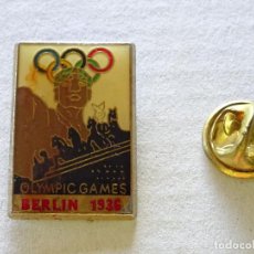 Coleccionismo deportivo: PIN DE DEPORTES. JUEGOS OLÍMPICOS OLIMPIADAS BERLIN 1936 ALEMANIA CARTEL