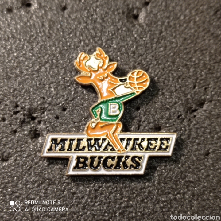 Coleccionismo deportivo: Pin MILWAUKEE BUCKS - USA - Foto 1
