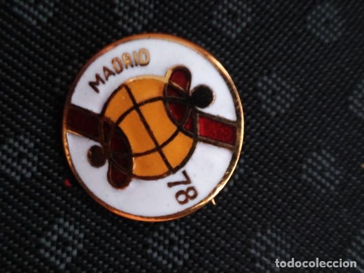 Sammelleidenschaft Sport: Insignia de alfiler Madrid Copa del Mundo de Hockey Femenino