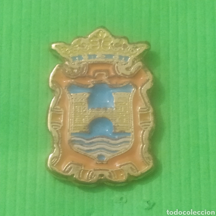 Sammelleidenschaft Sport: INSIGNIA HER&Aacute;LDICAS. PONFERRADA. LE&Oacute;N