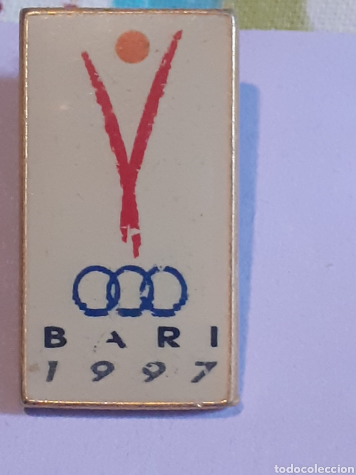 Coleccionismo deportivo: Pin olimpico bari 1997 - Foto 1