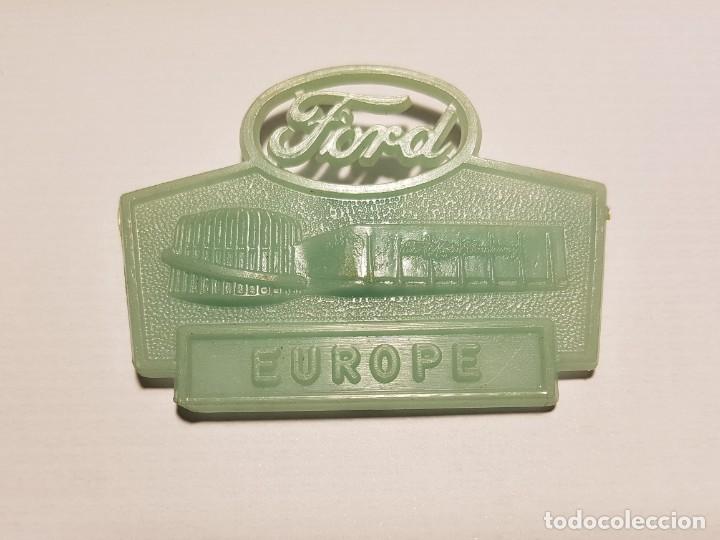 Coleccionismo deportivo: FORD EMBLEMA EMPLEADO - Foto 3