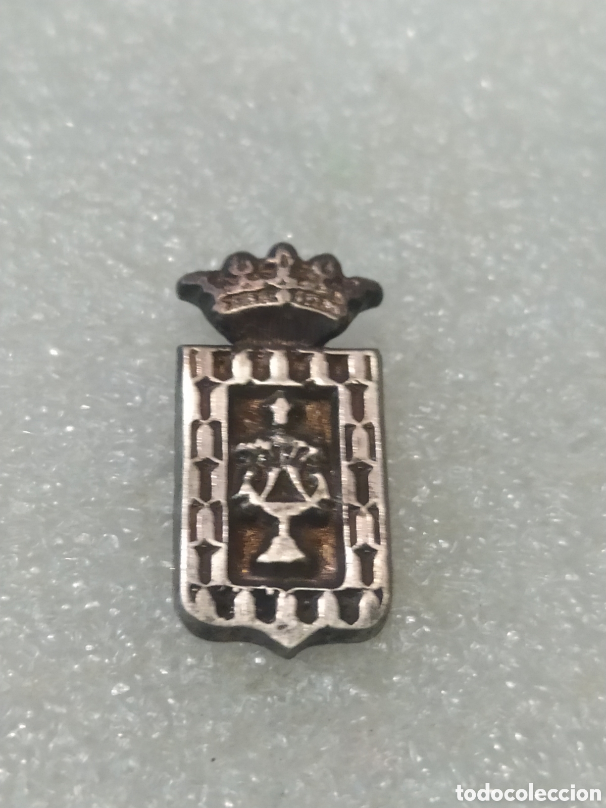 Sammelleidenschaft Sport: INSIGNIAS HER&Aacute;LDICAS SIERO. ASTURIAS