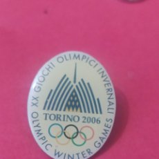 Coleccionismo deportivo: PINS OLIMPICOS. XX JUEGOS OLÍMPICOS DE INVIERNO TORINO 2006 ITALIA. Lote 400927884