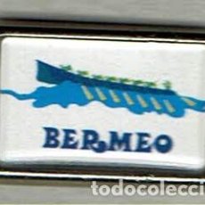 Coleccionismo deportivo: PIN TRAINERA DE REMO DE BERMEO. Lote 402234609