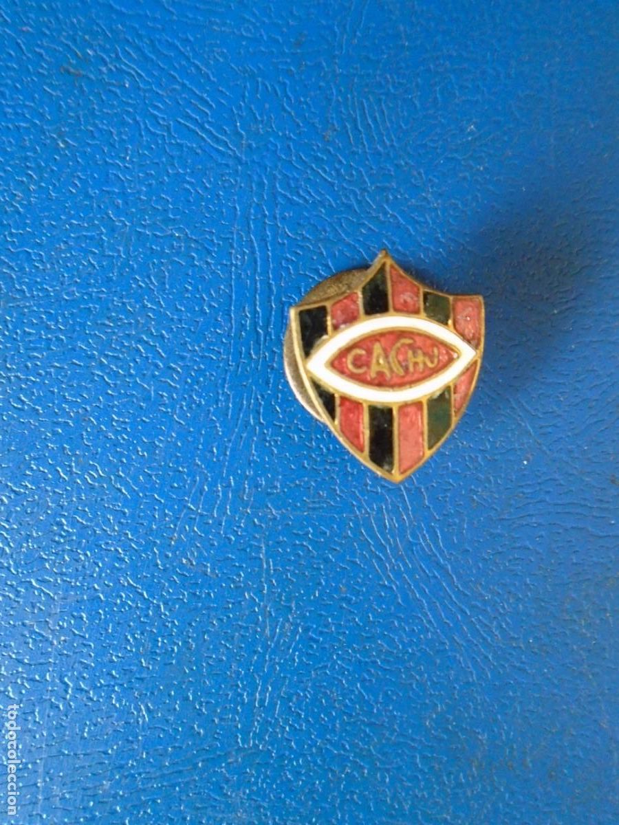 Coleccionismo deportivo: (P-147)INSIGNIA ESMALTADA CACHU - Foto 1